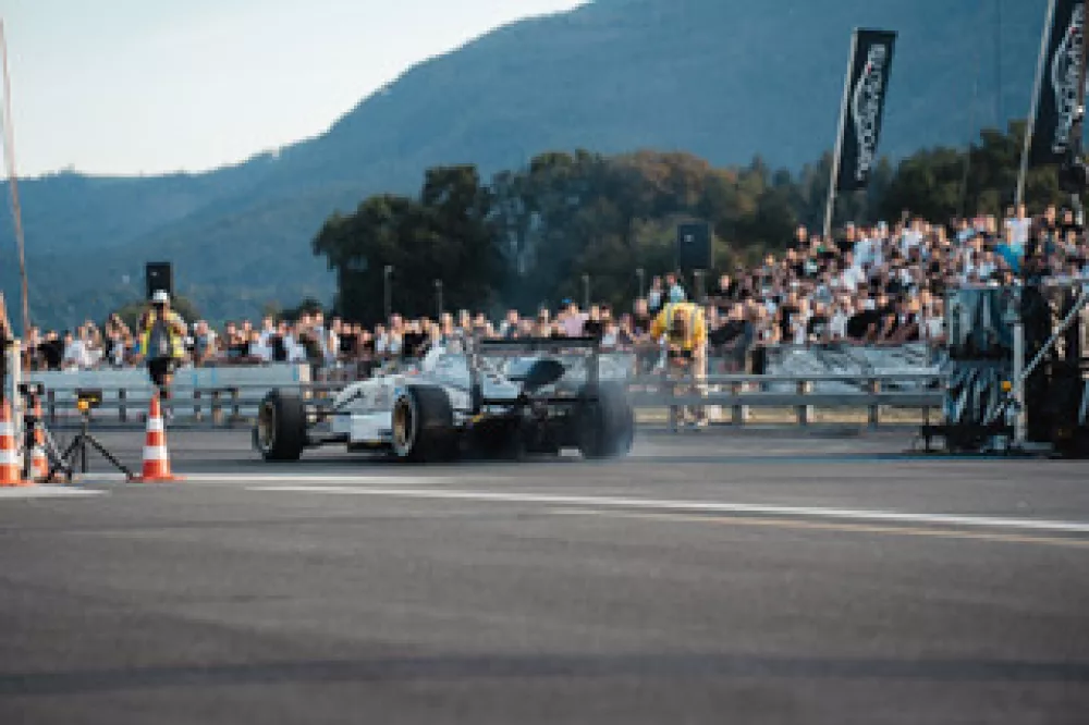 ABL Head2Head Drag Race