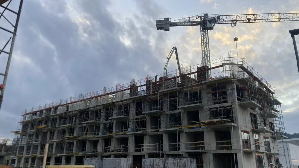 gradbi&scaron;če, gradnja, gradbeni&scaron;tvo, stanovanja, stanovanjska gradnja, parmova, Zetland Capital