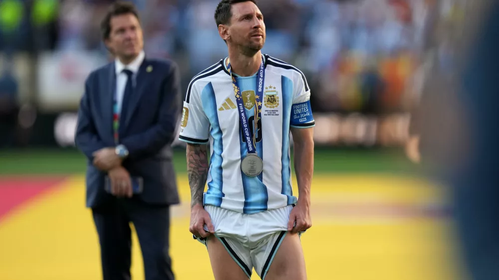 Argentina's Lionel Messi (10) reacts after the World Cup final soccer match between Spain and Argentina in East Rutherford, N.J., near New York, Sunday, July 19, 2026. (AP Photo/Stephanie Scarbrough)