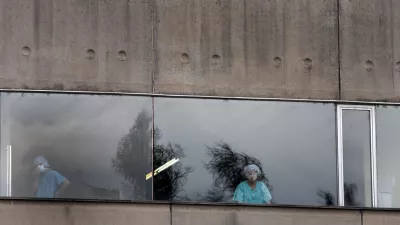 Klinični center, zdravniki, medicinske sestre, za&scaron;čitna maska - ilustrativna fotografija, // FOTO: Luka CjuhaOPOMBA: ZA OBJAVO V ČASOPISU DNEVNIK