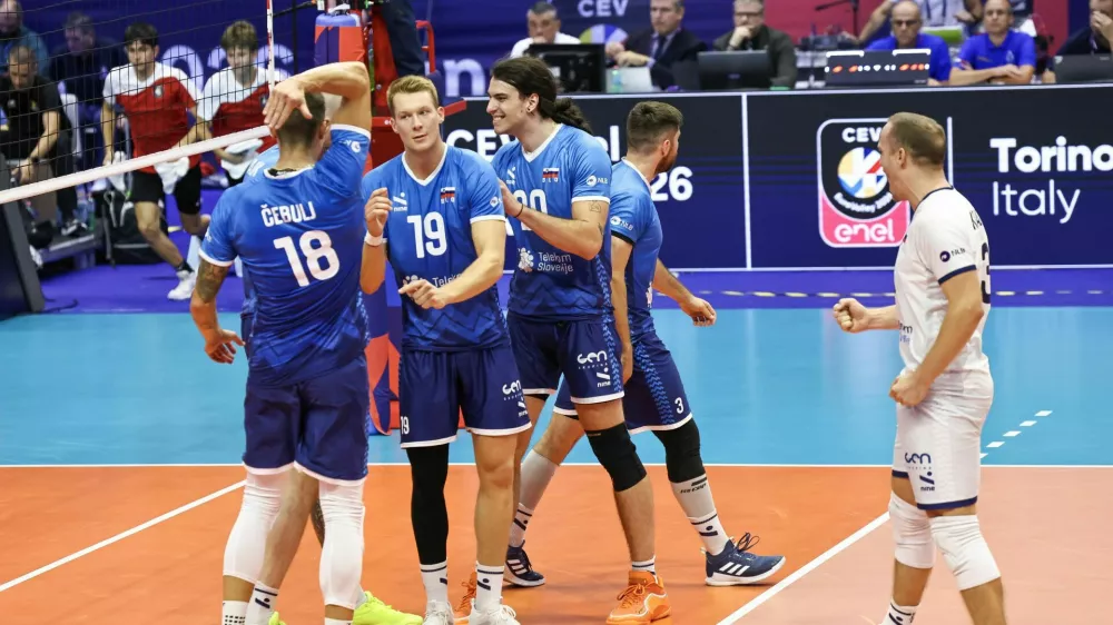 IPA88874511 - Belgian players celebrating during the quarterfinal match of the CEV Enel EuroVolley 2026 between Belgium and Slovenia at PalaVela in Turin, Italy, on September 23, 2026, during the CEV EuroVolley 2026 - Quarterfinal - Belgium vs. Slovenia, CEV EuroVolley Men's match in Turin, Italy, September 23, 2026 - /ipa-agency.net - //IPAPRESSITALY_IPA88874511/Credit:IPA/SIPA/2609231800,Image: 1137537288, License: Rights-managed, Restrictions:, Model Release: no 