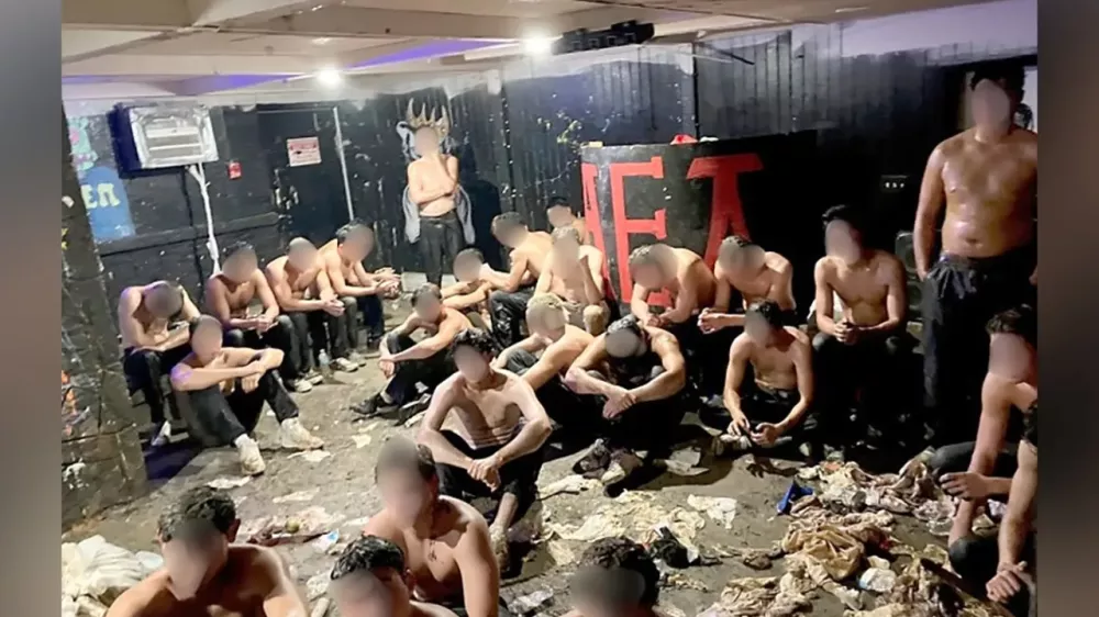 Prizor, ki so ga zagledali policisti, ko so vstopili in prižgali luč. / Foto: Madison Police Department