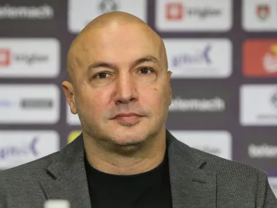 - Necat Ayg&uuml;n, &scaron;portni direktor,- 12.06.2026. - Predstavitev novega trenerja NK Olimpija Miha Brečka.FOTO: Bojan Velikonja