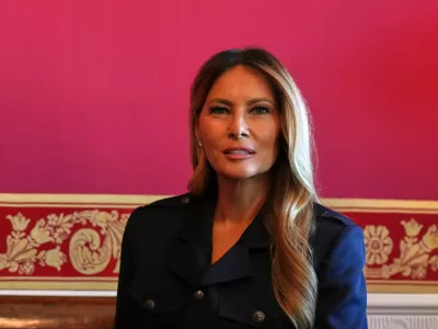 First lady Melania Trump attends a tea with President Donald Trump, China's President Xi Jinping and his wife Peng Liyuan in the Red Room of the White House, Friday, Sept. 25, 2026, in Washington. (AP Photo/Jacquelyn Martin) / Foto: Jacquelyn Martin