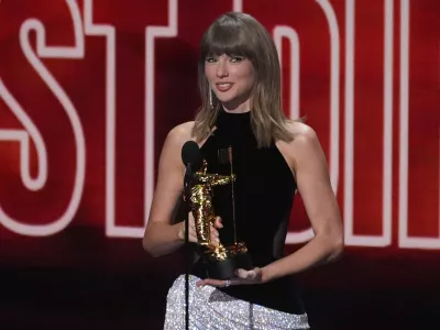 Taylor Swift accepts the MTV VMA Artist Director Honors award during the MTV Video Music Awards on Sunday, Sept. 27, 2026, at the Peacock Theater in Los Angeles. (AP Photo/Chris Pizzello)