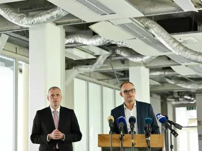 Slovenija, Ljubljana, 16.07.2026, 16. julij 2026Novinarska konferenca ministra za pravosodje Mihaela Zupančiča in predsednika Demokratov Anžeta Logarja o predlogu zakona o specializiranih organih za obravnavo korupcijskih kaznivih dejanj in organiziranega kriminala, politika, Anže Logar, Mihael Zupančič,Foto: Žiga Živulović jr./F.A.Bobo