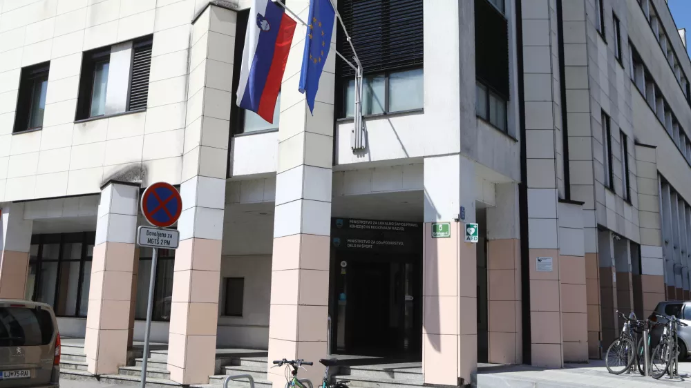 22.07.2026 - Ministrstvo za lokalno samoupravo, kohezijo in regionalni razvoj in Ministrstvo za gospodarstvo, turizem in &scaron;portFoto: Luka Cjuha