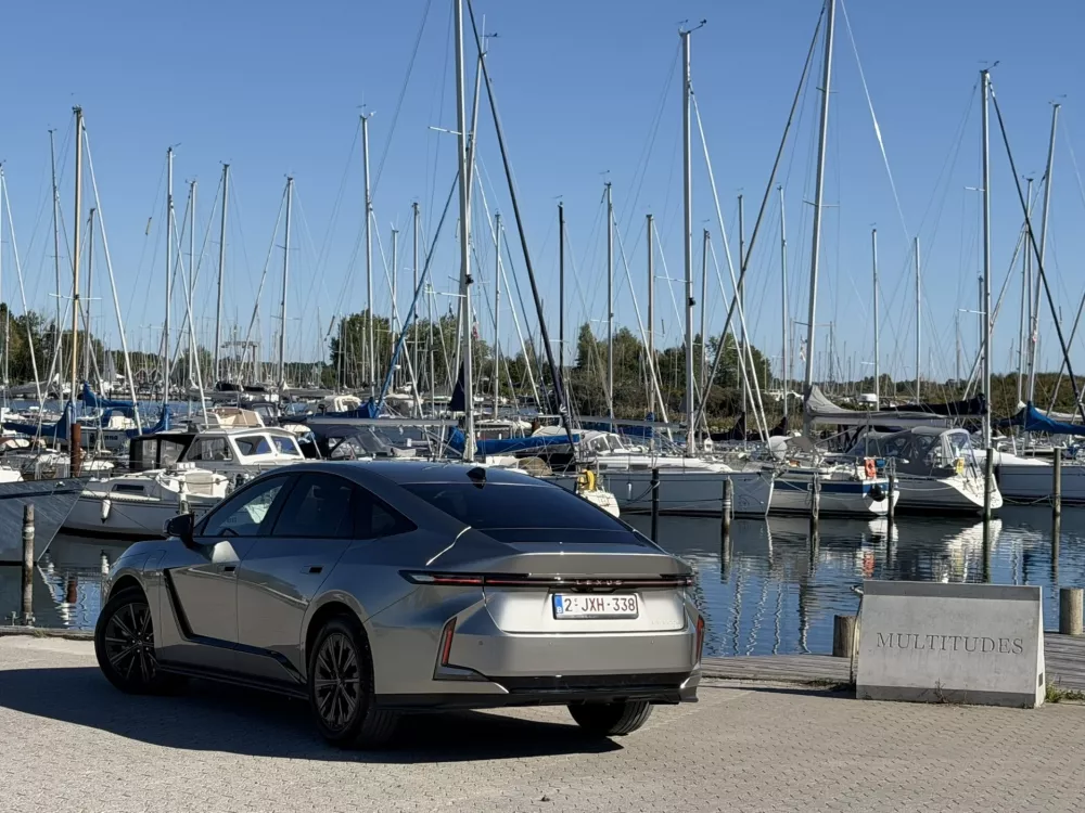 Lexus ES / Foto: Matjaž Terzič