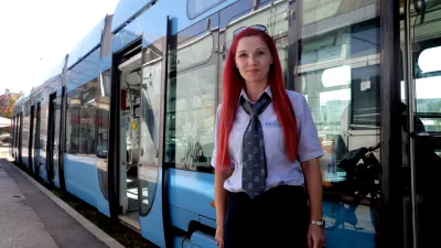 29.09.2026., Zagreb - Unatoc strajku ZET-a, linija broj 17 koja prometuje na trasi Precko-Borongaj, vozi normalno. Vozacica tramvaja Kristina Jozinovic. Photo: Marko Seper/PIXSELL