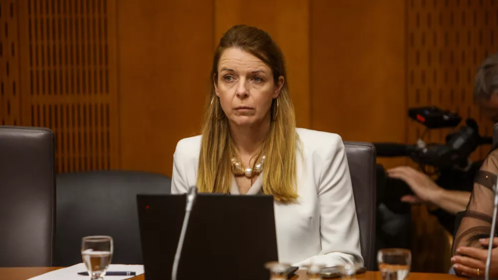 - Tea Ko&scaron;ir, poslanka Demokrati,- 01.06.2026. - Zasli&scaron;anja kandidatov za ministre 4. vleda Janeza Jan&scaron;e pred parlamentarnimi odbori v DZ RS.//FOTO: Bojan Velikonja