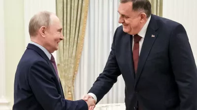 Russian President Vladimir Putin shakes hands with Leader of Republika Srpska's Alliance of Independent Social Democrats party Milorad Dodik during a meeting at the Kremlin in Moscow, Russia, September 29, 2026. Sputnik/Evgeny Messman/Pool via REUTERS ATTENTION EDITORS - THIS IMAGE WAS PROVIDED BY A THIRD PARTY.