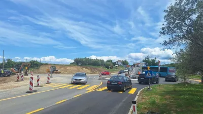 V poletnih mesecih so dela na kroži&scaron;ču prekinili. Foto: FB/Krajevna skupnost Jagodje-Dobrava