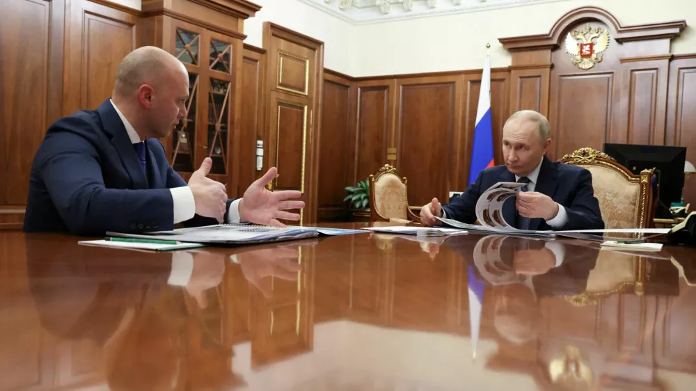 FILE PHOTO: Russia's President Vladimir Putin attends a meeting with Governor of the Kaliningrad region Alexei Besprozvannykh in Moscow, Russia, March 24, 2026. Sputnik/Gavriil Grigorov/Pool via REUTERS ATTENTION EDITORS - THIS IMAGE WAS PROVIDED BY A THIRD PARTY./File Photo