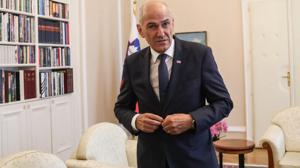 - Janez Ivan Jan&scaron;a, Predsednik Vlade RS,- 17.06.2026. Sprejem 16. Vlade Republike Slovenije pri Predsednici Republike Slovenije Nata&scaron;i Pirc Musar.//FOTO: Bojan Velikonja