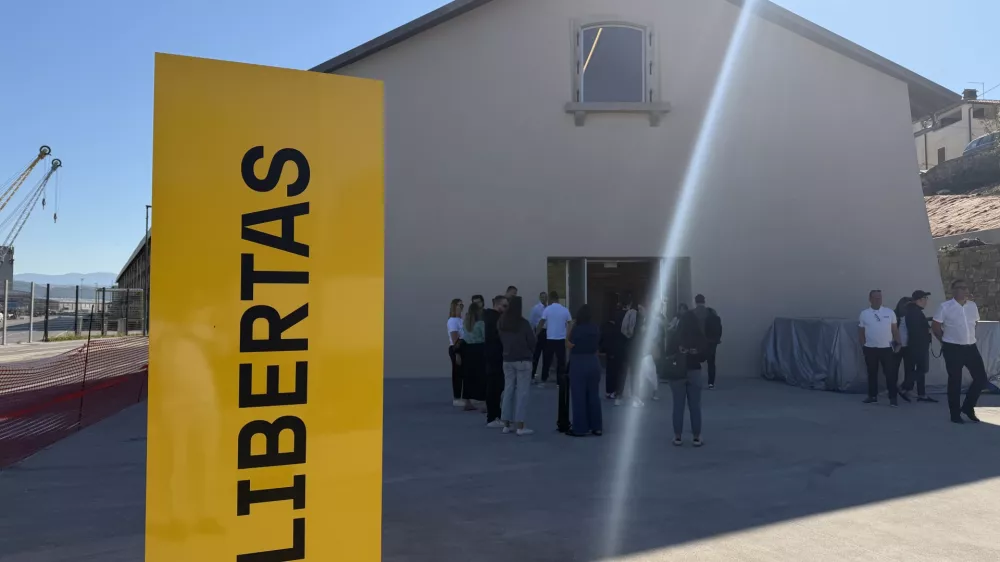 Koper, Libertas.Novinarska konferenca Mestne obcine Koper in Zavoda za mladino, kulturo in turizem Koper pred odprtjem sticisca kultur Libertas.