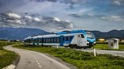 Na železniški povezavi med Ljubljano, Domžalami in Kamnikom je od 7. septembra potniški promet na voljo tudi ob nedeljah. 