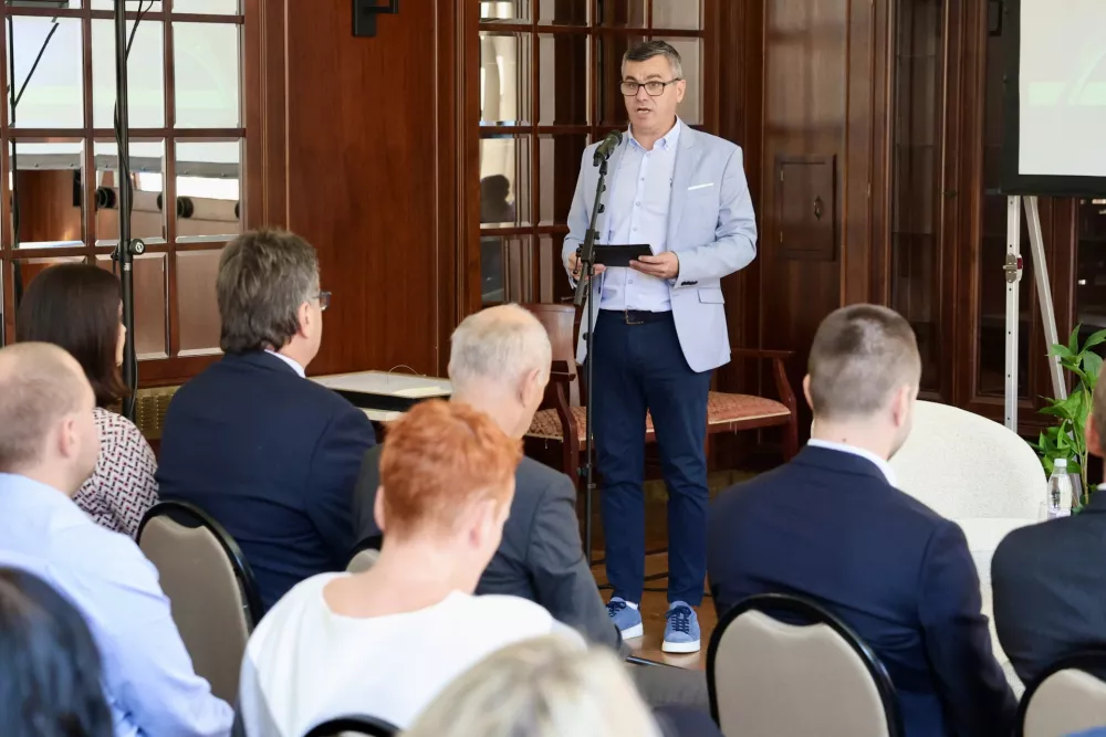 Dolenjsko-posavska gazela je podjetje Mita Commerce!