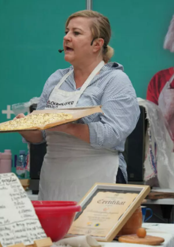 Peka belokranjske pogače / Foto: Žan P.