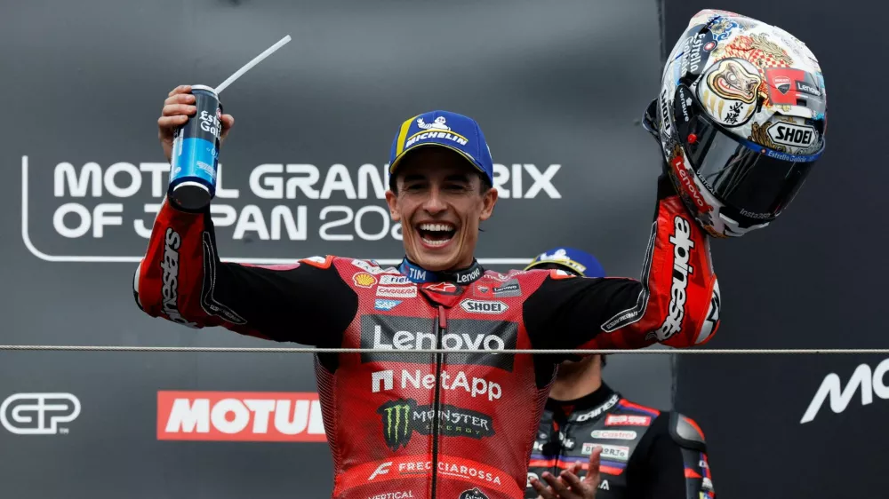 MotoGP - Japanese Grand Prix - Twin Ring Motegi, Motegi, Japan - October 4, 2026 Ducati Lenovo Team's Marc Marquez celebrates on the podium after winning the race REUTERS/Androniki Christodoulou   TPX IMAGES OF THE DAY