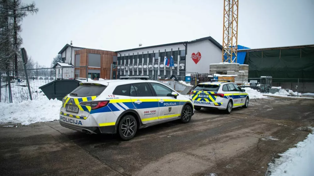 Napadalec na dijakinjo v prevzgojni dom: želel je, da bi ga drugi posnemali