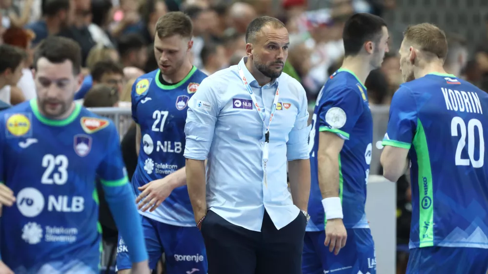 Selektor Uro&scaron; Zorman17.5.2026 - Rokomet povratna tekma Slovenija - Črna gora v zadnjem krogu kvalifikacij za nastop na SP 2027Foto: Luka Cjuha
