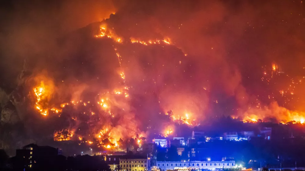 13.08.2026., Omi&scaron;: Pogled na Omi&scaron; sa u&scaron;ća Cetine. Photo: Zvonimir Barisin/PIXSELL