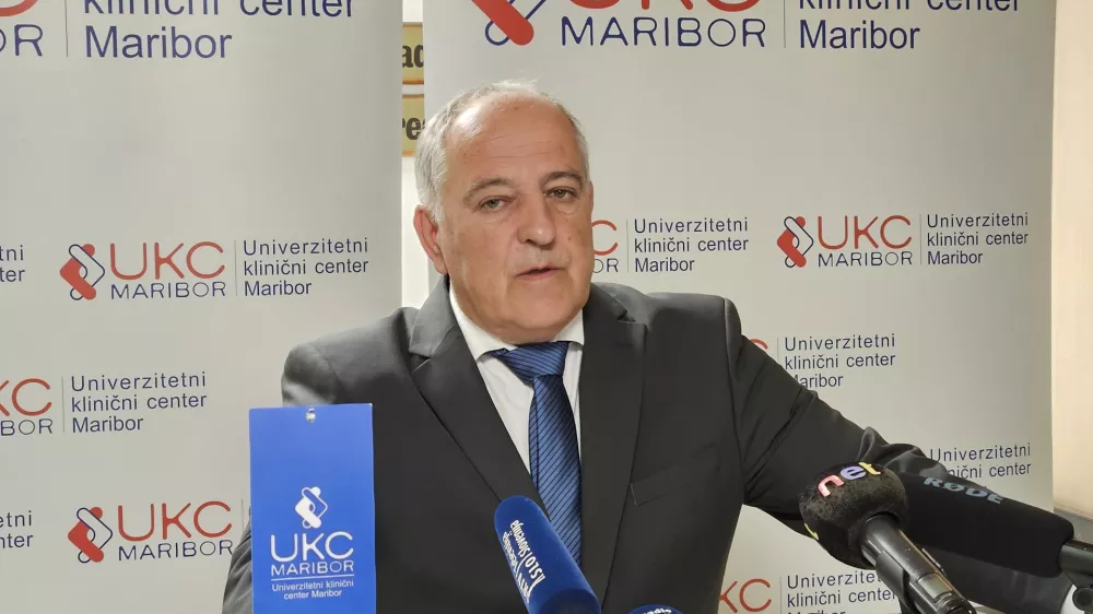 Maribor, UKC Maribor.Izjava direktorja UKC Maribor Antona Crnjaca o poslovanju v prvih treh mesecih in nacrtovanih investicijah.