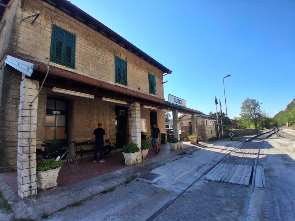 Istrski kolesarski mozaik: vodnik po najlep&scaron;ih poteh od Kopra do skrajnega juga polotoka​