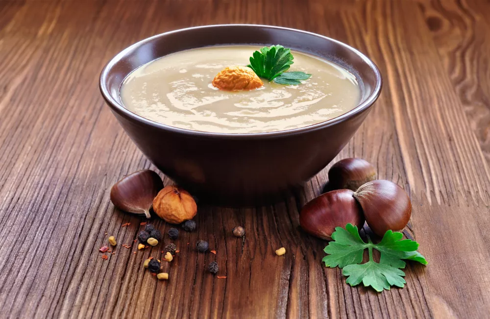 Chestnut soup, rustic stile. / Foto: Victoriya89