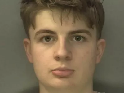 19-letni &scaron;tudent Benjamin William Day je v slogu Dexterja umoril nekaj let starej&scaron;o spolno delavko. 