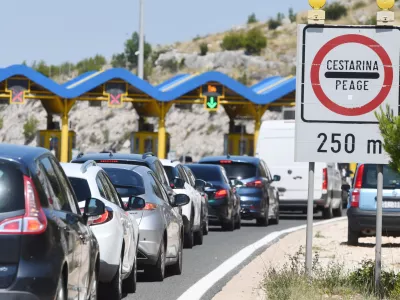 29.06.2027., Sibenik - Od ponedeljka 01.srpnja poskupljuje cestarina na autocesti. Uvodi se sezonaska naplata nakon 4 godine i biti ce tijekom ljeta 10 posto vece cijene. Photo: Hrvoje Jelavic/PIXSELL