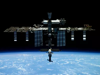 FILE PHOTO: FILE PHOTO: The International Space Station (ISS) is photographed by Expedition 66 crew member Roscosmos cosmonaut Pyotr Dubrov from the Soyuz MS-19 spacecraft, in this image released April 20, 2022. Pyotr Dubrov/Roscosmos/Handout via REUTERS ATTENTION EDITORS - THIS IMAGE HAS BEEN SUPPLIED BY A THIRD PARTY. MANDATORY CREDIT/File Photo/File Photo