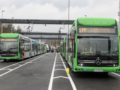 10.2.2026 - odprtje polnilnega parka za alternativna goriva, v katerem bo poleg polnilnic za avtobuse na električni pogon urejena tudi prva javna polnilnica za vozila na vodikov pogon v Sloveniji, dogodka se bo udeležil tudi ljubljanski župan Zoran JankovićFoto: Luka Cjuha
