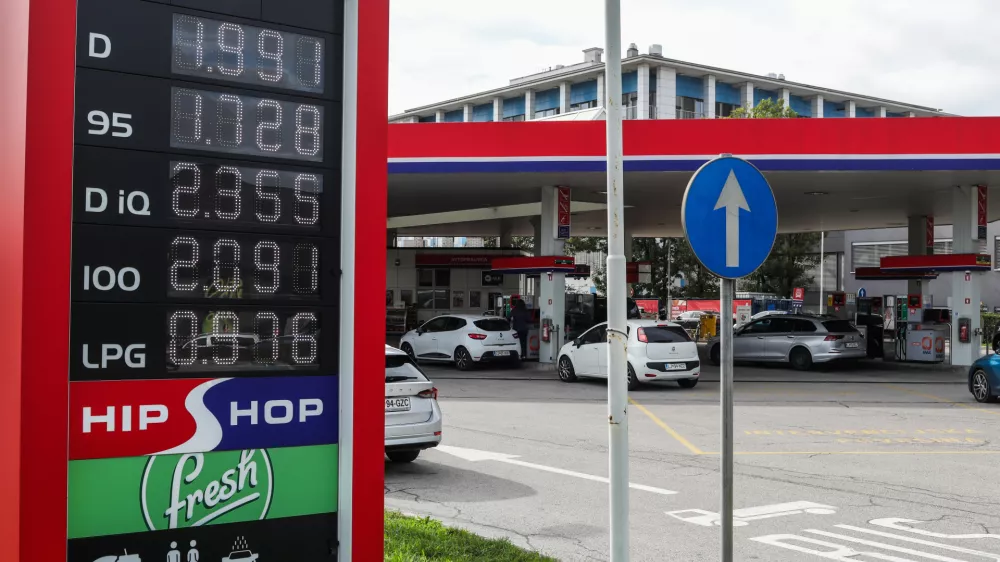 - 21.09.2026. - Črpalka Petrol, Nove cene goriv, cena dizla 1.991 EUR,//FOTO: Bojan Velikonja