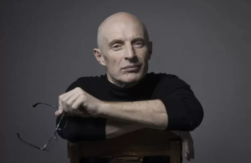 Politika znova presli&scaron;ala zaposlene: Kulturni dom bo vodil Simon Dobravec