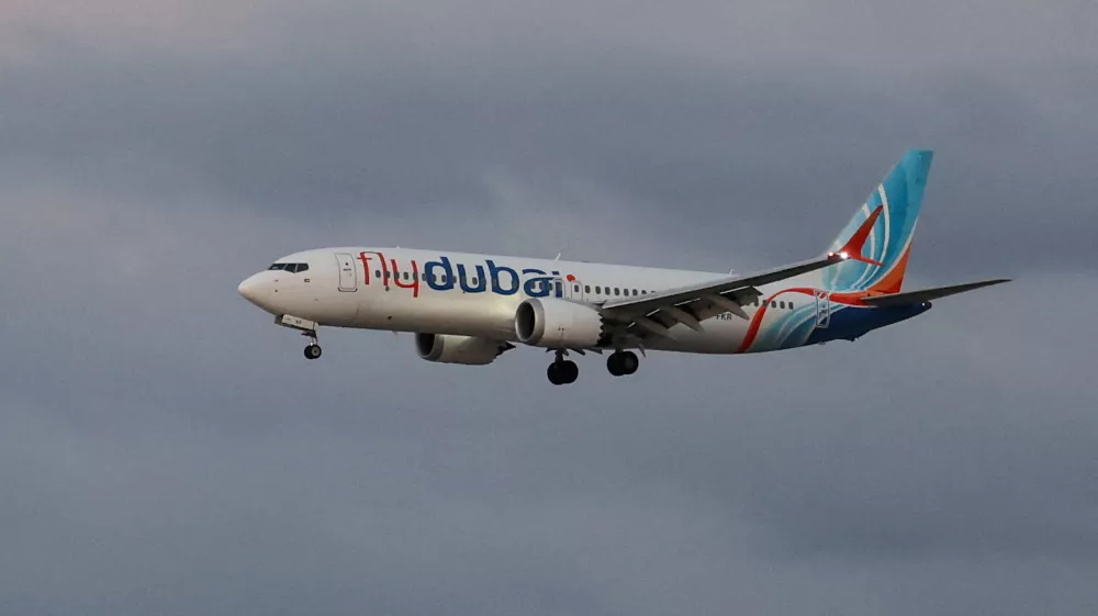 FILE PHOTO: A plane, carrying passengers who were on the FlyDubai aircraft bound for Israel from the United Arab Emirates, which was diverted to Saudi Arabia following an emergency signal, arrives at the Ben Gurion International Airport, in Lod, near Tel Aviv, Israel, September 30, 2026. REUTERS/Ammar Awad/File Photo