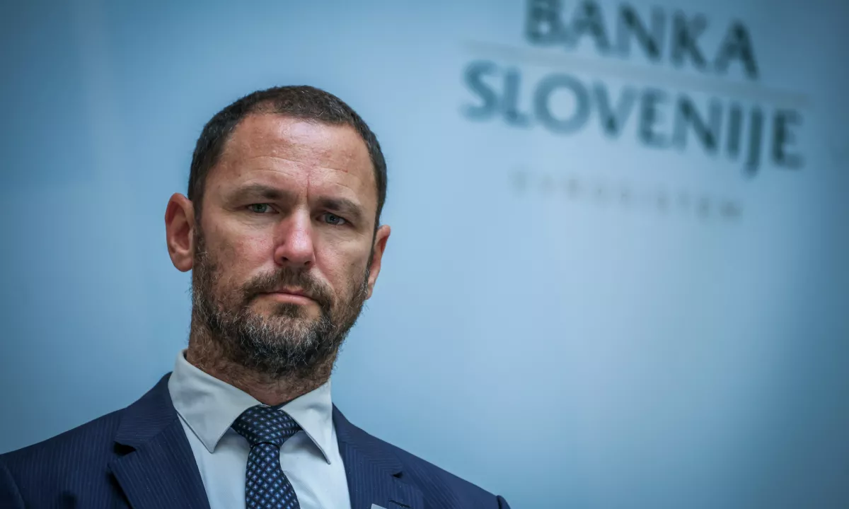 Zaostritev pogojev za kredite: manj denarja za življenje, težje do posojila