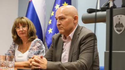- Mojca &Scaron;krinjar, državna sekretarka ministrstva za izobraževanje znanost in mladino,- Borut Rončević, minister za izobraževanje znanost in mladino,- 08.09.2026. - Predstavitev rezultatov mednarodne raziskave PISA 2025, ki kaže dosežke 15 letnikov na področju bralne, matematične in naravoslovne pismenosti.