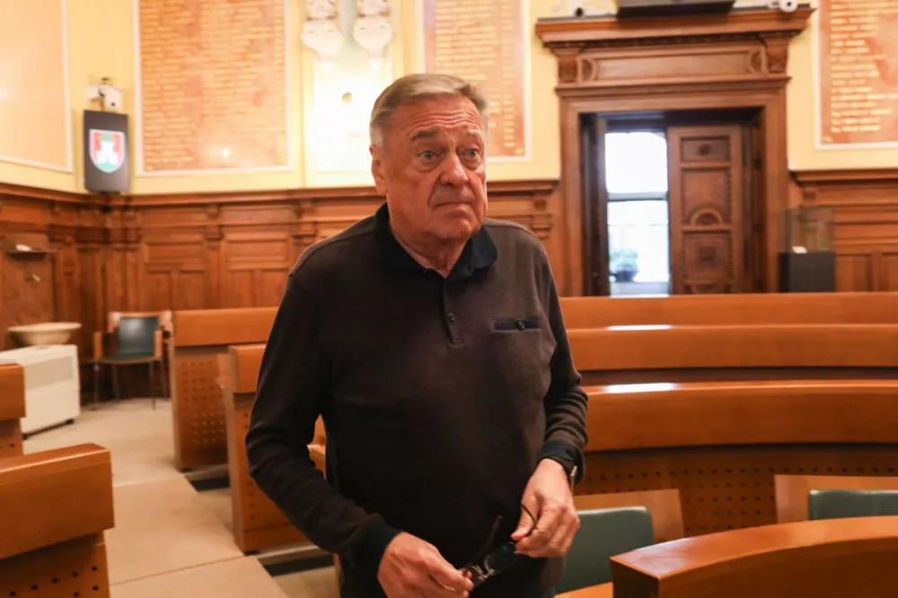 Ljubljana bo kupila &scaron;est hektarjev za nordijski center, ki ga morda &scaron;e dolgo ne bo