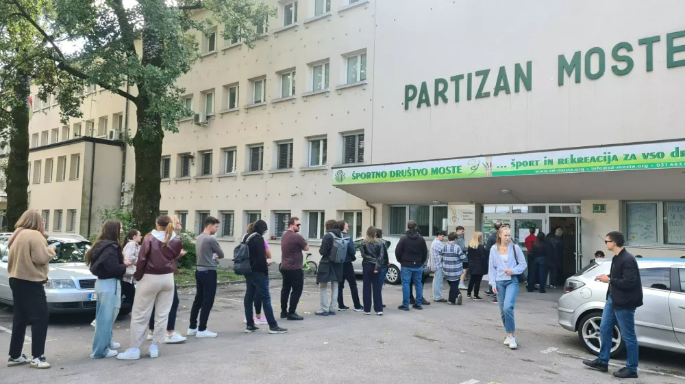Referendum 11. 10. omnia Moste