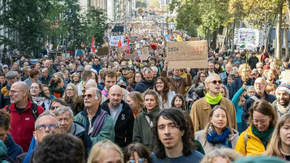 S pohodom so želeli opozoriti na pomanjkanje podnebnih ambicij v Belgiji. Foto: zajem zaslona X
