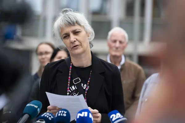 Katja Utro&scaron;a15.06.2026 Novinarska konferenca organizacij Infokolpa, Kulturnega dru&scaron;tva Gmajna, Kulturnega centra Danilo Ki&scaron; in Albanskega kulturnega dru&scaron;tva Liria ob predlagani spremembi zakonodaje, ki državljanom tretjih držav z veljavnim dovoljenjem za stalno prebivanje odvzema pravico glasovanja na občinskih volitvahfoto: Nik Erik Neubauer