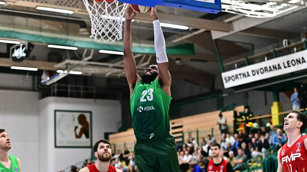 Naje Smith, Krak
