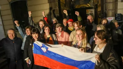 11.10.2026 - referendum 4x za 4x proti 11 oktober - zakonodajni in 3 x posvetovalni referendum - ekipa Inštituta 8. marec skupaj s civilno družbo rezultate referenduma spremljala v PritličjuFoto: Luka Cjuha