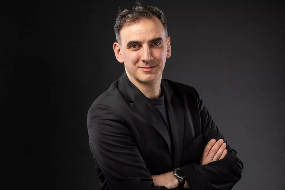 Aljaž Pengov Bitenckolumnist, politični analitik
