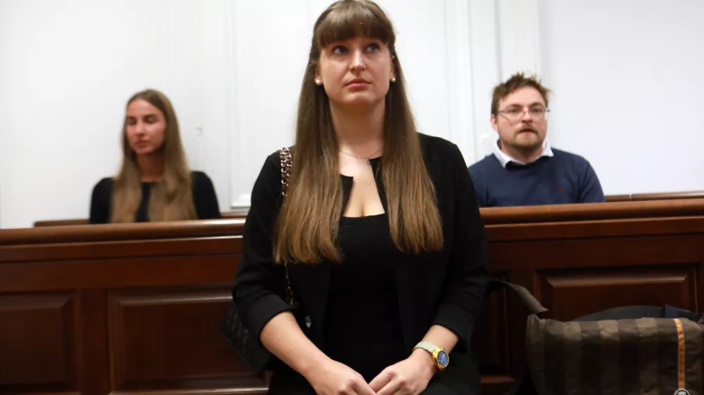 14.09.2026 - sodi&scaron;če, obtožena Klara CvenkelFoto: Tomaž Skale