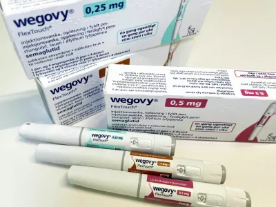 FILE PHOTO: Injection pens and boxes of Novo Nordisk's weight-loss drug Wegovy are shown in this photo illustration in Oslo, Norway, November 21, 2023. REUTERS/Victoria Klesty/Illustration/File Photo