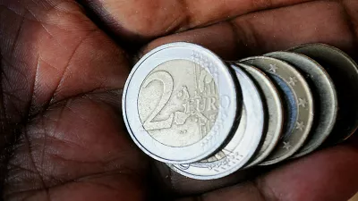 coppenhagen /Denmark/20 JUNE 2026 / 2 Euro coin or currency in Copenhagen denmark Photo./Dean Pictures Not for commercial use,editorial use only,Image: 1111469416, License: Rights-managed, Restrictions: imago is entitled to issue a simple usage license at the time of provision. Personality and trademark rights as well as copyright laws regarding art-works shown must be observed. Commercial use at your own risk., Model Release: no 