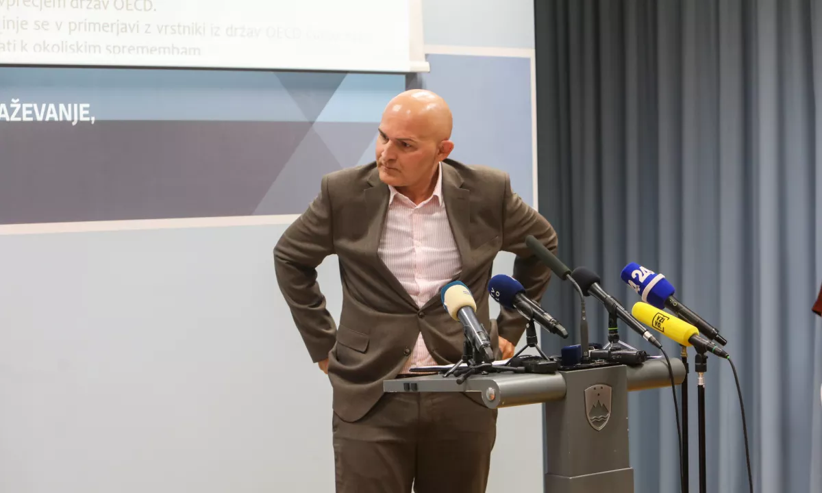 Razmišljanje o napovedanih reformah v šolstvu