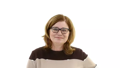 Meta ČernogaZA ONLINE - Redakcija Dnevnik 2024 - portreti za komentarje in kolumne - kolumnisti - komentatorji &ndash; novinarji - portret //FOTO: Luka Cjuha